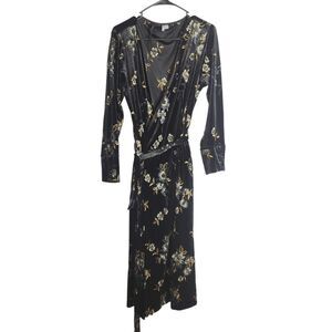 Chelsea28 Velvet Floral Embroidered Midi Wrap Dress Dark Chic